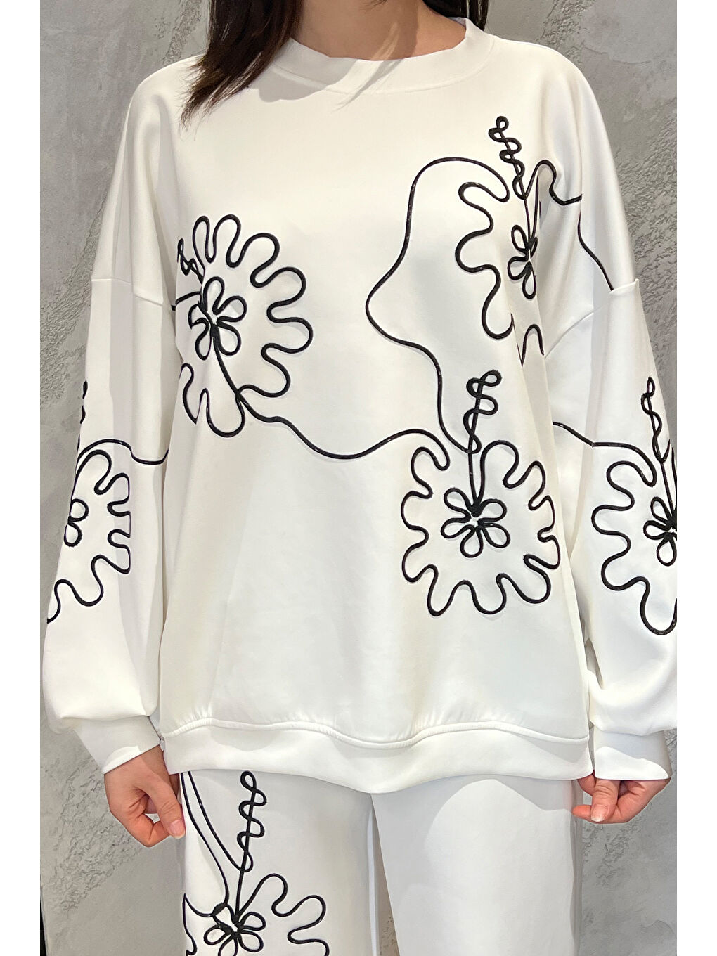 Beyaz Nakışlı Tunik Pantolon İkili Takım-2