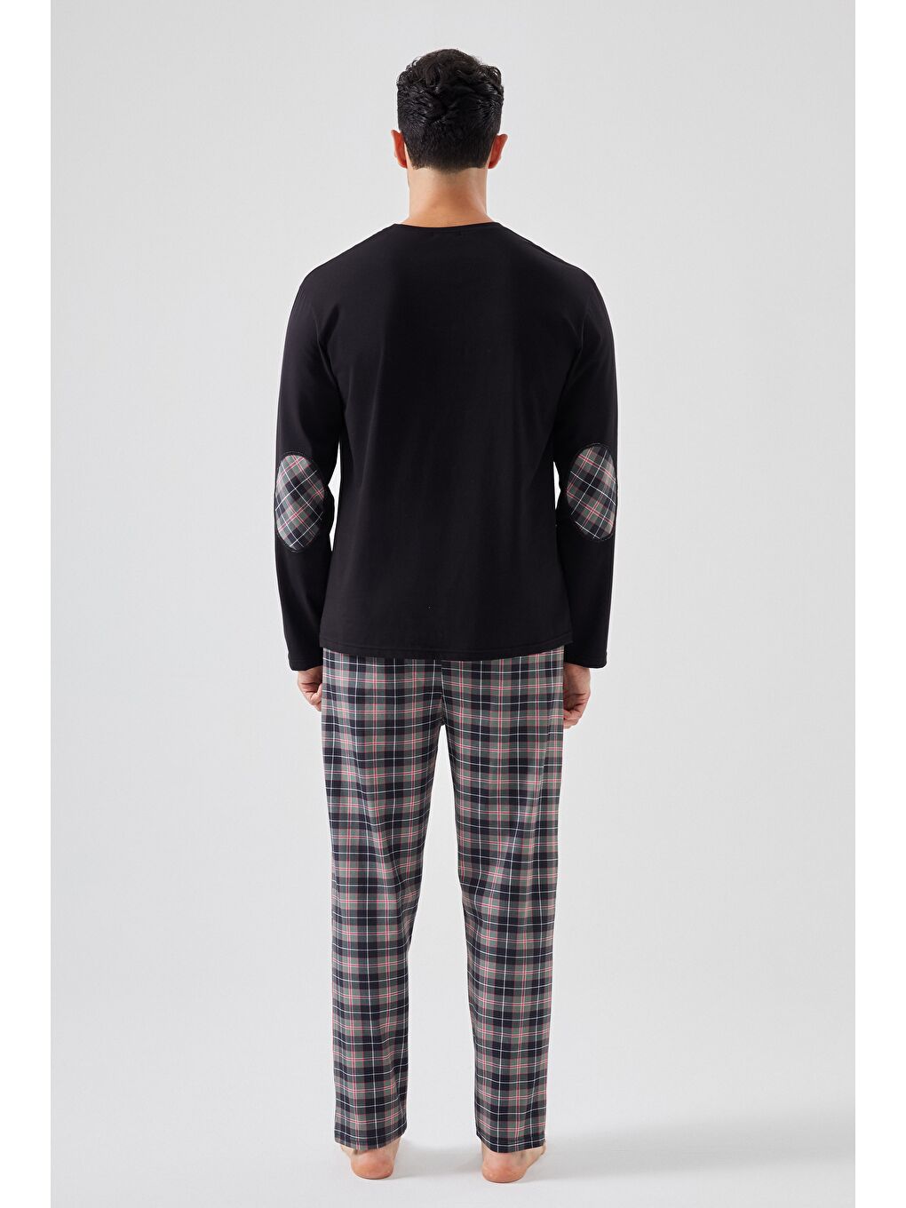 Siyah Erkek Pamuklu Uzun Kollu Yamalı Ekose Desenli Pijama Takımı-4