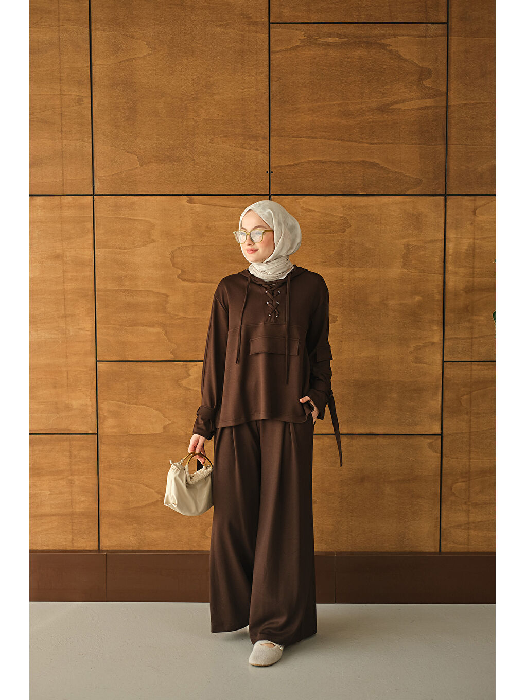 Kadın Önü Çapraz İp Detay Takım Kahverengi-2