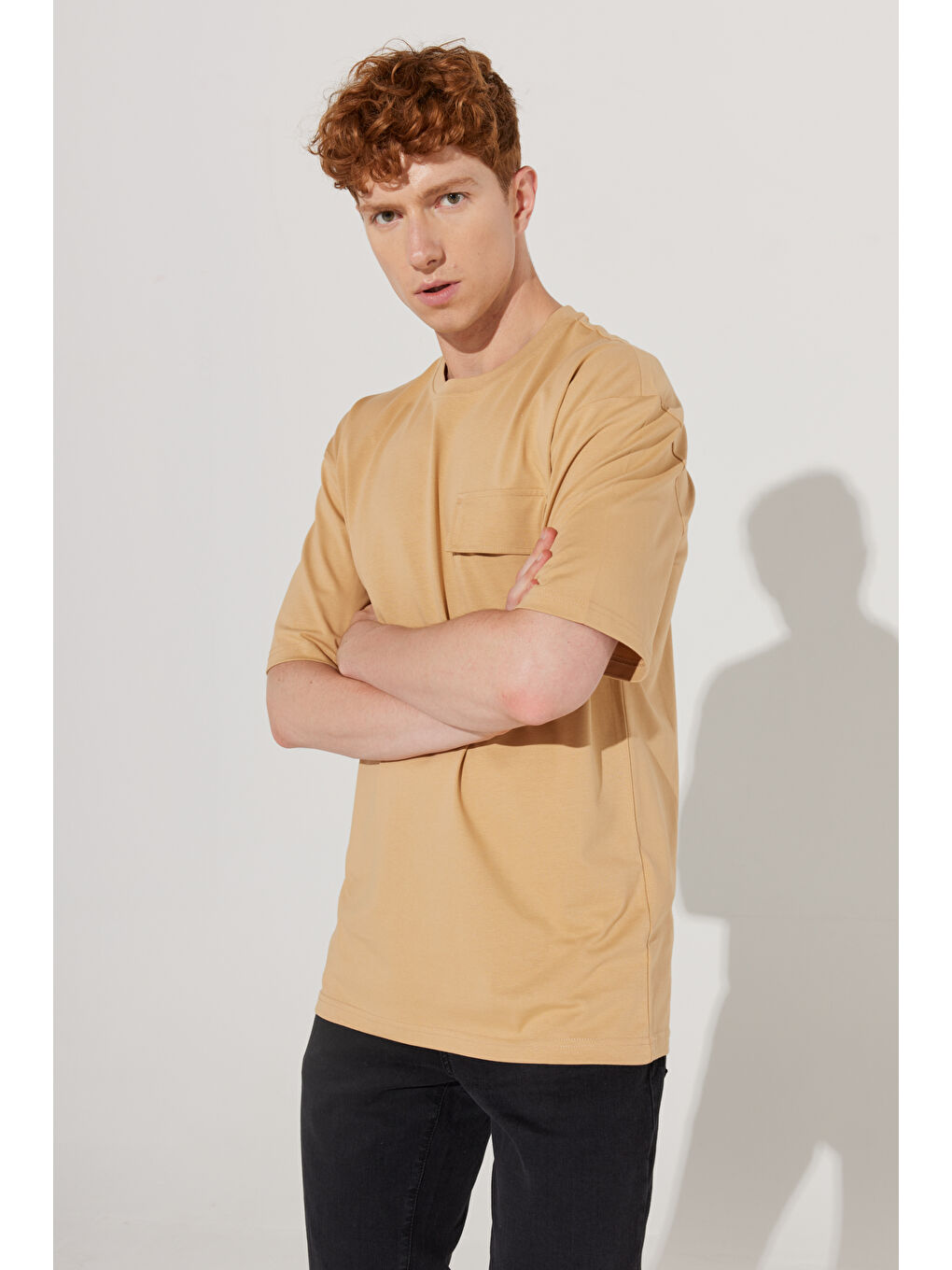 Kahverengi Erkek Camel Oversize Fit Geniş Kesim Bisiklet Yaka %100 Pamuk Cepli Tişört-2