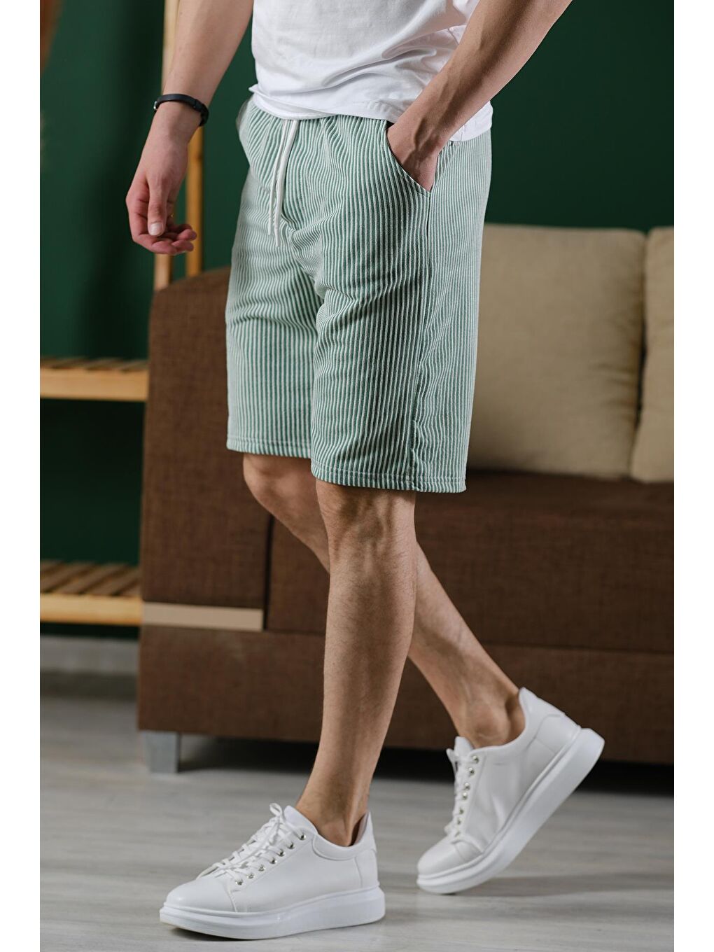 Yeşil Ethan Çizgili Dokuma Slim Fit Elastanlı Erkek Bermuda Şort-2