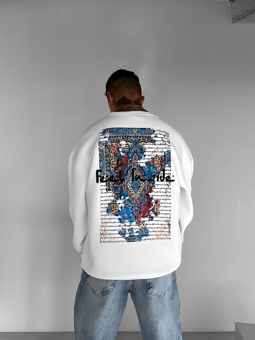 Erkek Rahat Kalıp Baskılı Yuvarlak Yaka Sweatshirt Ekru-1