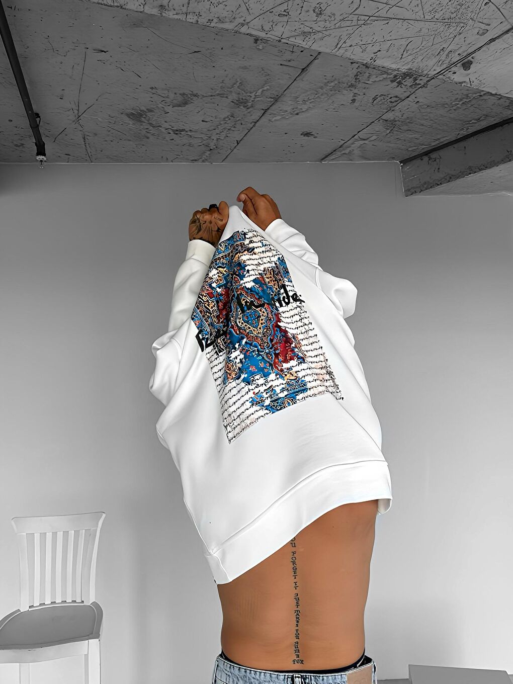 Erkek Rahat Kalıp Baskılı Yuvarlak Yaka Sweatshirt Ekru-2