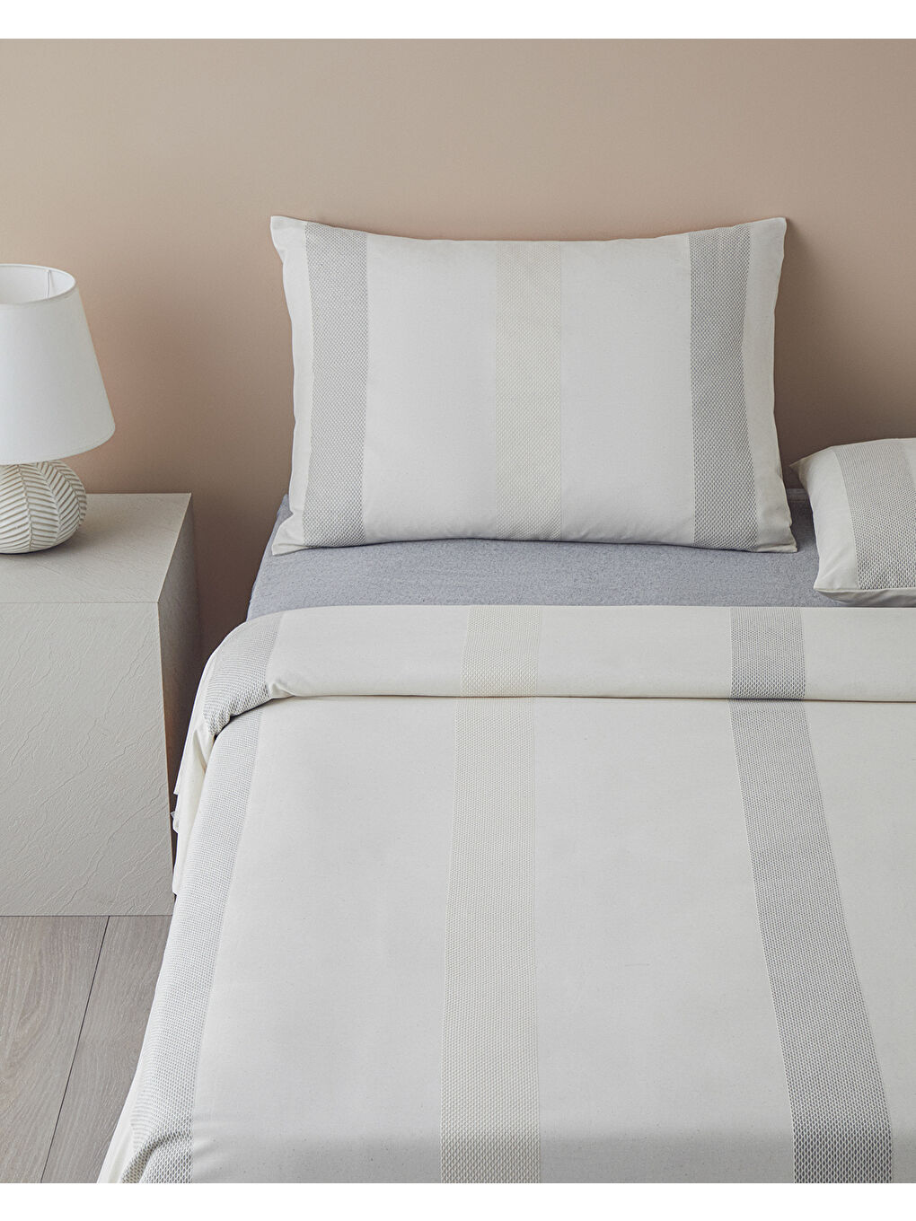 Bold Braid İpliği Boyalı Çift Kişilik Nevresim Takımı 200x220 cm Gri-1