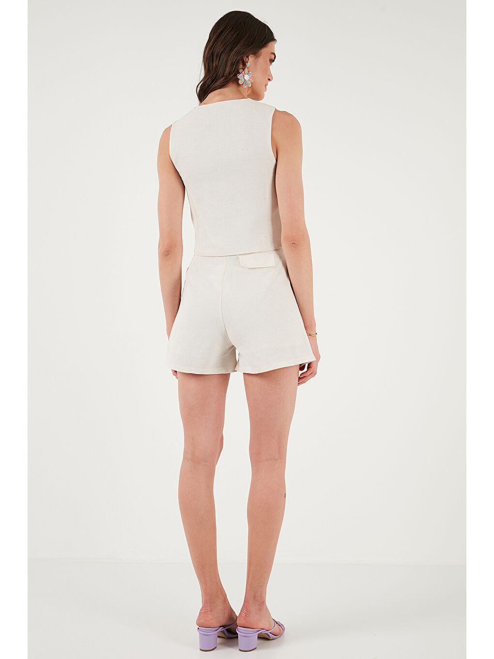Bej Pamuk Ve Keten Karışımlı Slim Fit Yelek Şort Kadın Takım 5866118-6
