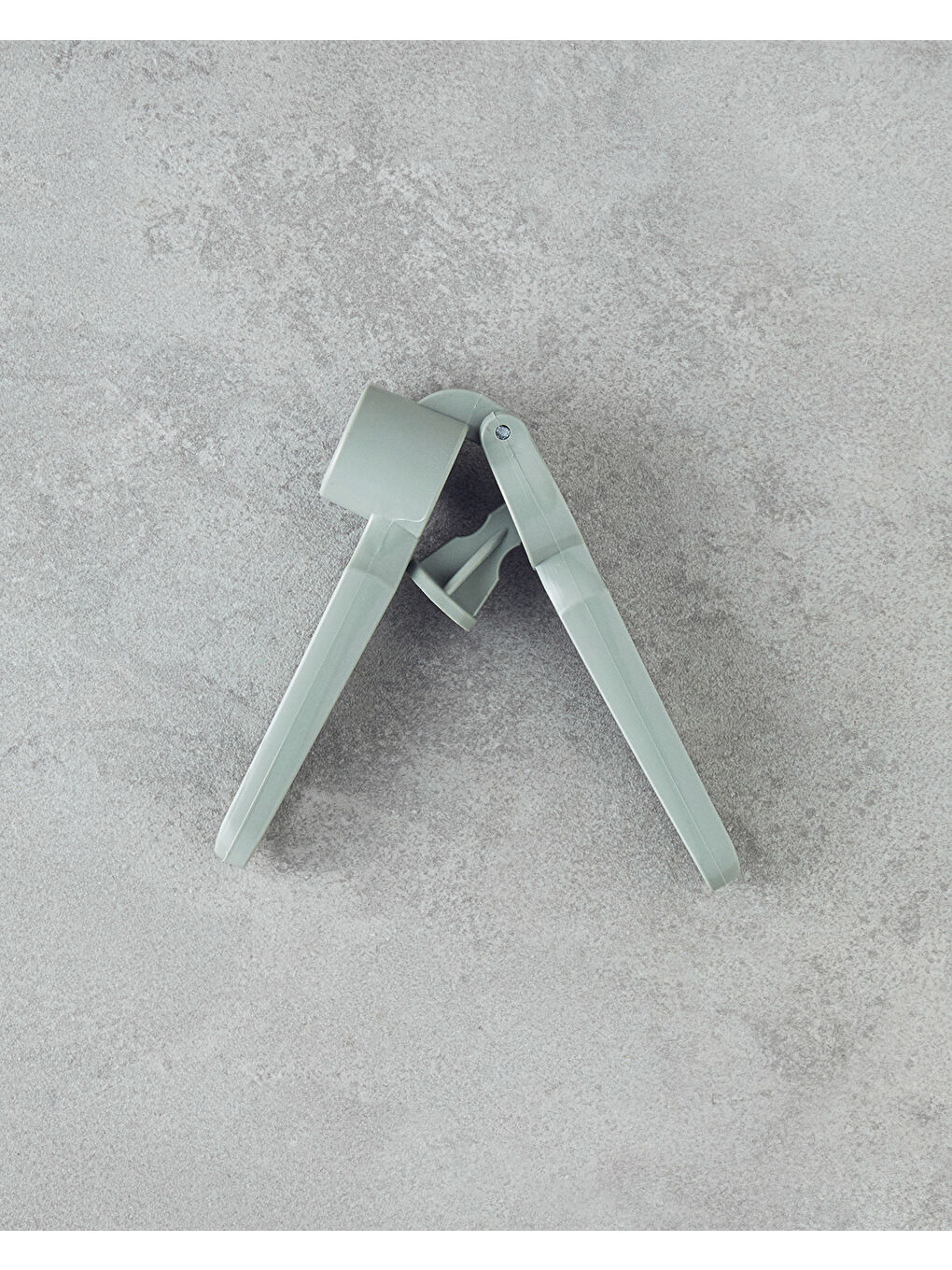 Ofelia Plastik Sarımsak Ezici Mutfak Gereci 14,5 cm Yeşil