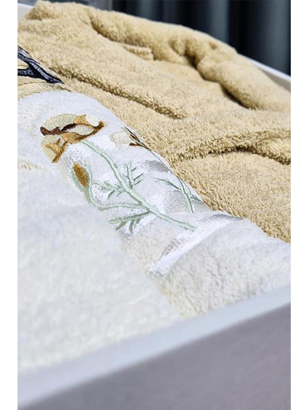 Karışık Çeyizlik Aile Bornoz Seti 4 Parça Krem Cappucino-5