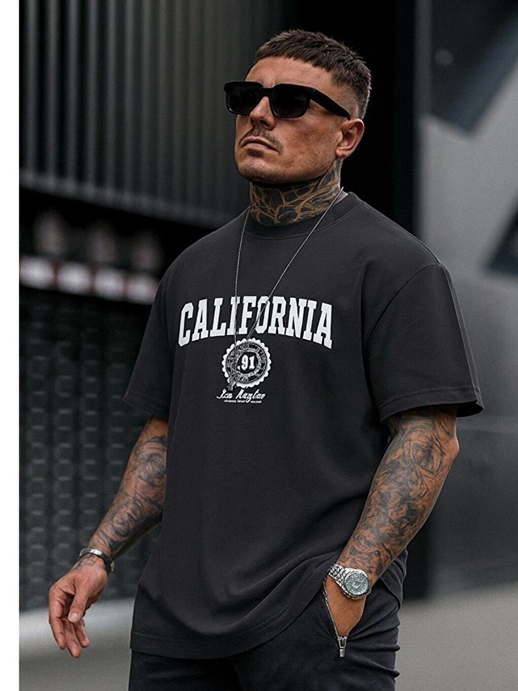 Gri Baskılı Oversize Erkek Kısa Kollu Tişört