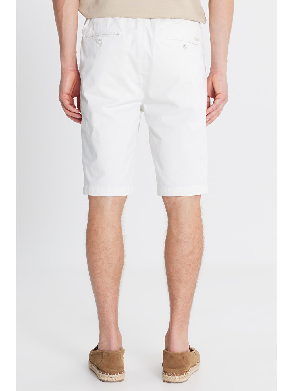 Erkek Beyaz Pamuklu Slim Fit Dar Kesim Beli Bağlamalı Yan Cepli Esnek Şort-4