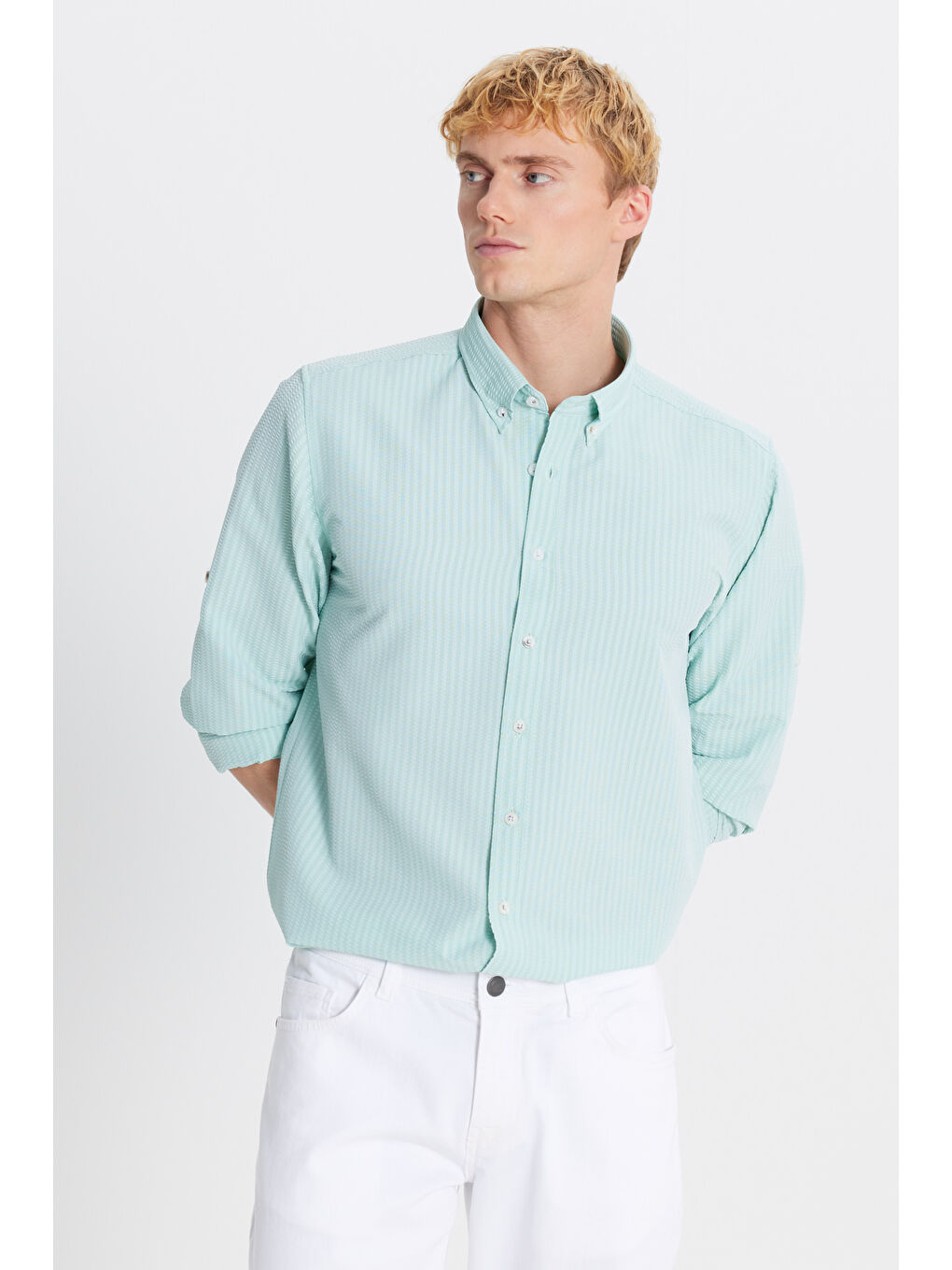 Mavi Erkek Mint Tailored Slim Fit Dar Kesim Düğmeli Yaka Gofre Desenli Gömlek