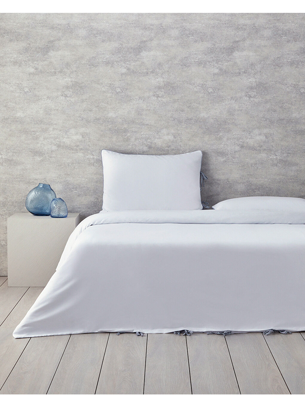 Comfy Plain Tek Kişilik Nevresim Takımı Beyaz - Lacivert