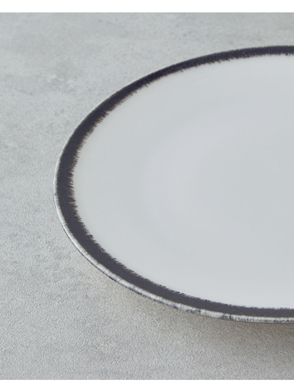 Horizon Porselen Kahvaltı Takımı 16 Parça 4 Kişilik Siyah-1