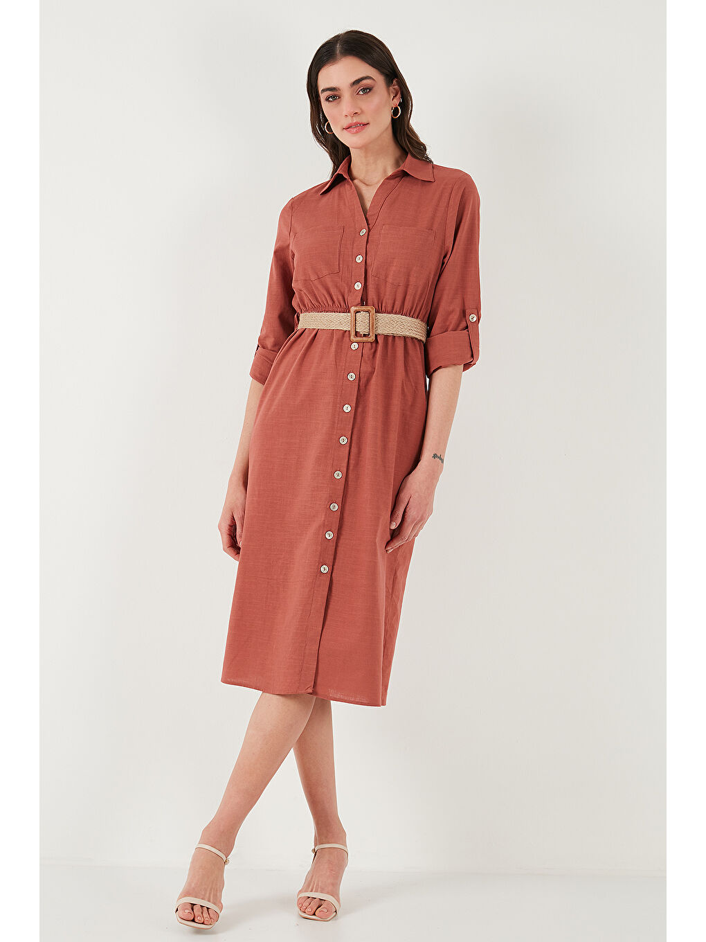 Kahverengi Pamuklu Regular Fit Kemerli Midi Boy Gömlek Kadın Elbise 67810301-3