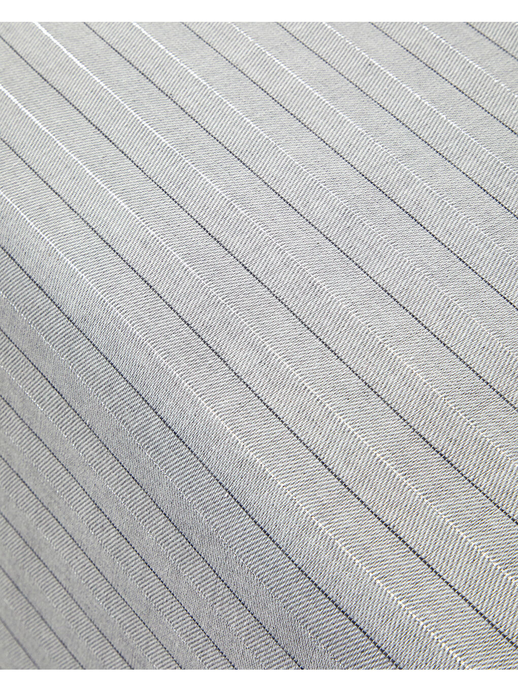 Gri Elegant İpliği Boyalı Çift Kişilik Nevresim Takımı Gümüş-3