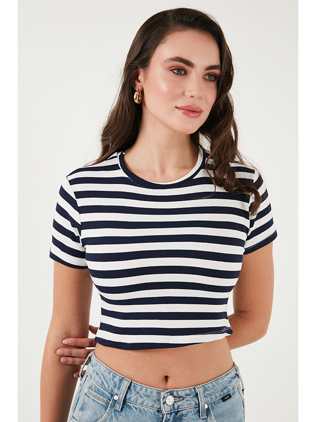 Lacivert Slim Fit Bisiklet Yaka Çizgili Crop Kadın T Shirt 5866110-5
