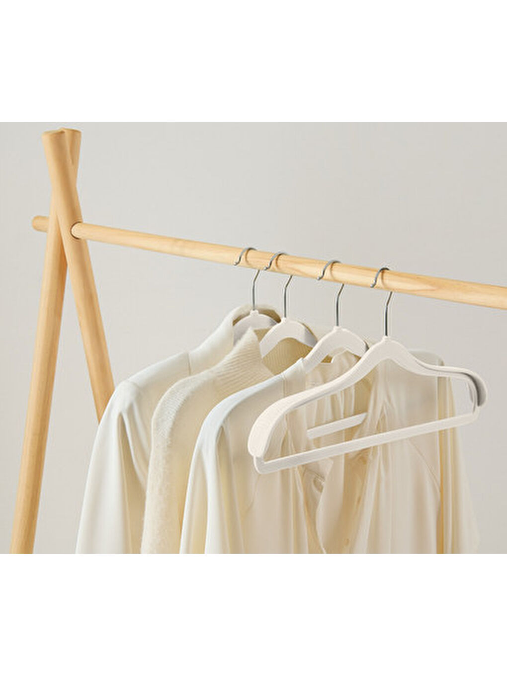 Beyaz Elbise Askısı, Omuz Takviyeli, 4lü