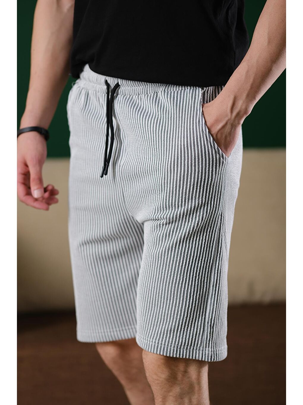 Antrasit Ethan Çizgili Dokuma Slim Fit Elastanlı Erkek Bermuda Şort-2