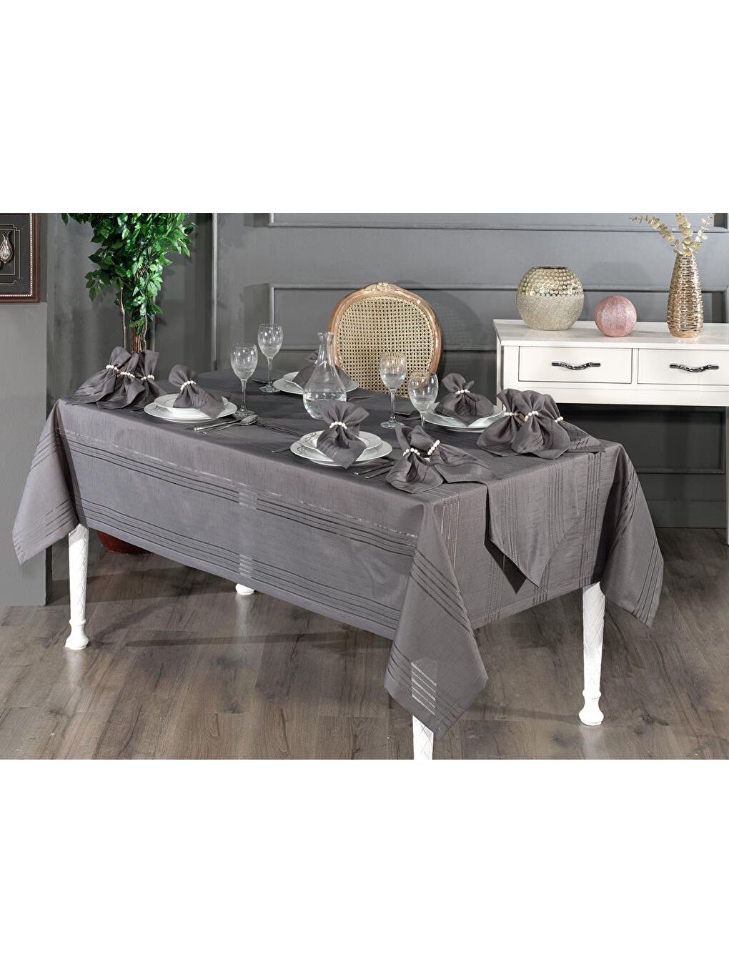 Karışık Corvver 26 Parça Dertsiz Masa Örtüsü Takımı Antrasit
