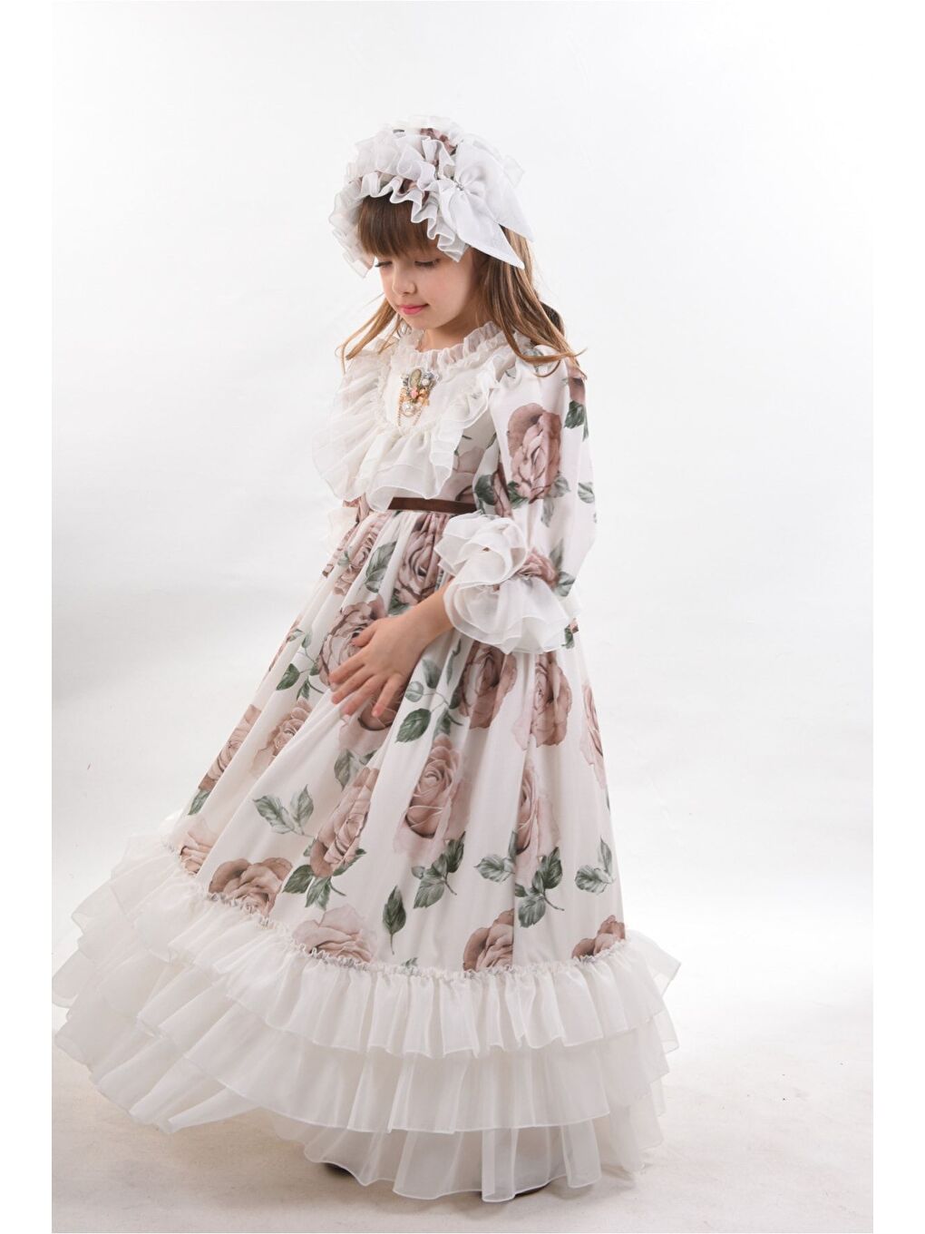 Bej Özel Tasarım Kız Çocuk Uzun Vintage Elbise, Kolye Ve Saç Aksesuarlı Abiye Elbise_M2346-6
