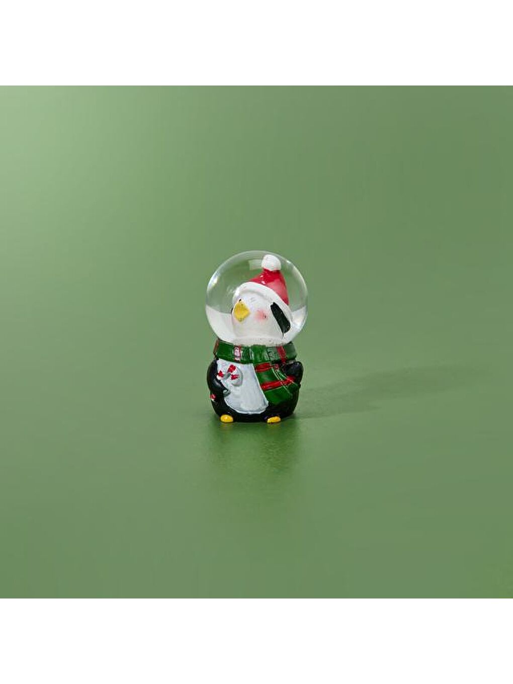 Karışık Deco Penguen Figürlü Kar Küresi - Renkli - 4x6 cm