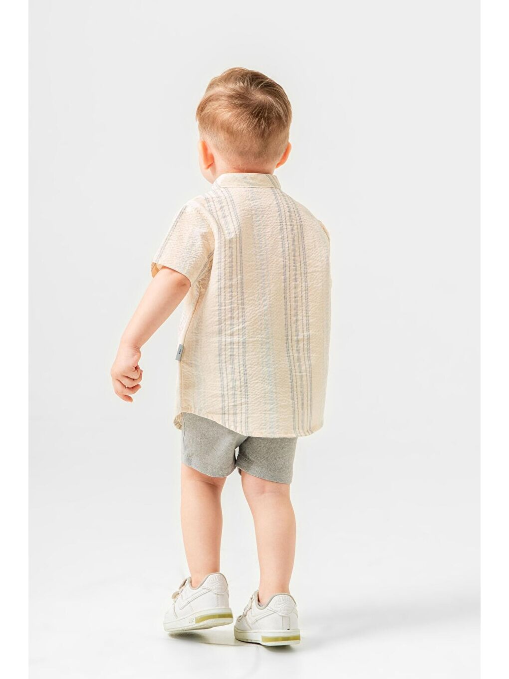 Gri Tarz Gömlek Çizgi Desenli Belden Ayarlanabilir Kısa Kollu Şortlu 2'li Takım-2