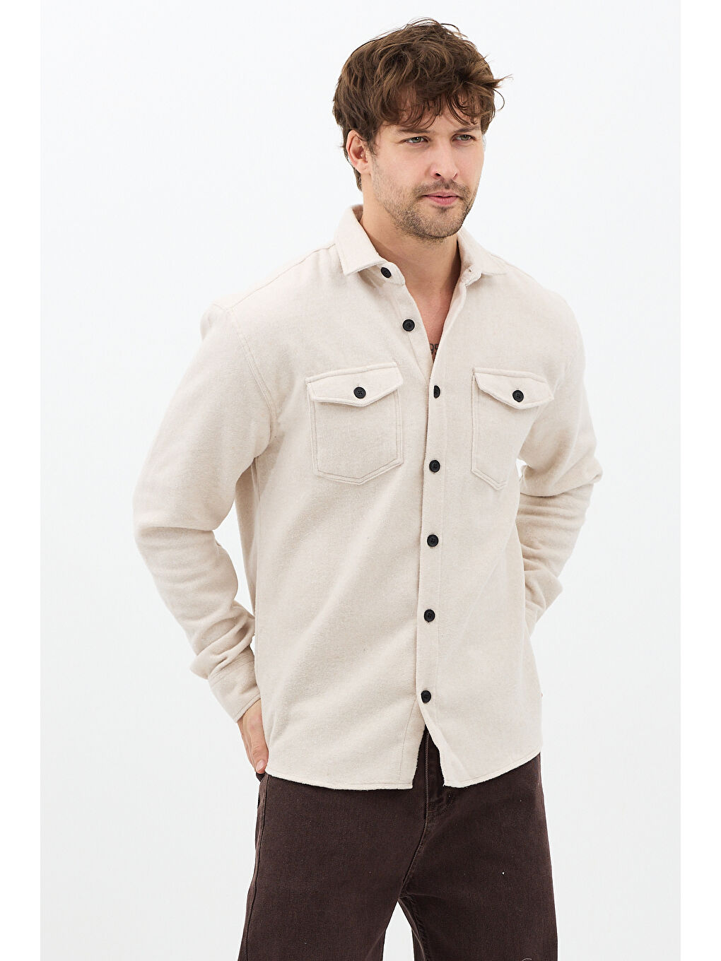 Erkek Kırık Beyaz Gömlek Yaka Düğmeli Oduncu Gömlek-2