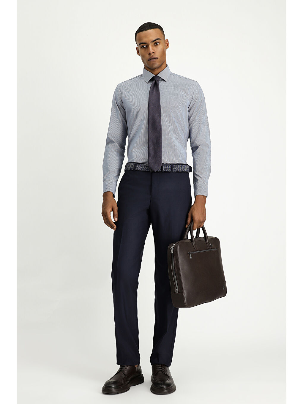 Lacivert Uzun Kol Slim Fit Dar Kesim Klasik Desenli Pamuklu Kolay Ütülenebilir Gömlek-1