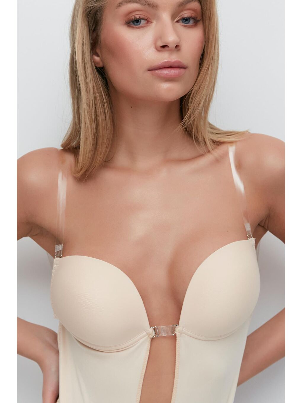 C&City Bej Kaplı Dekolte Çıtçıtlı Body 7148 Ten - 2