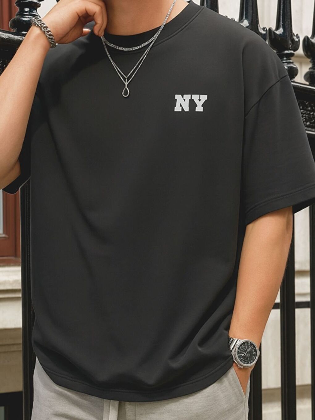 Gri Logo Baskılı Oversize Erkek Kısa Kollu Tişört