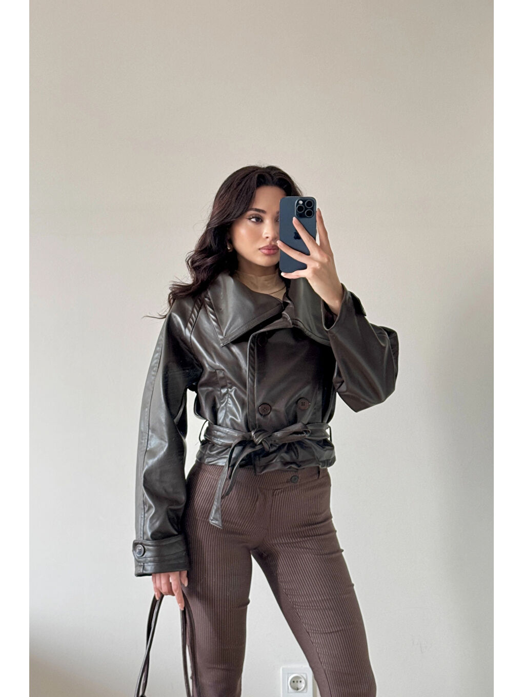 Kahverengi Kadın Kahve Düğmeli İnce Deri Ceket 0999-8505-2