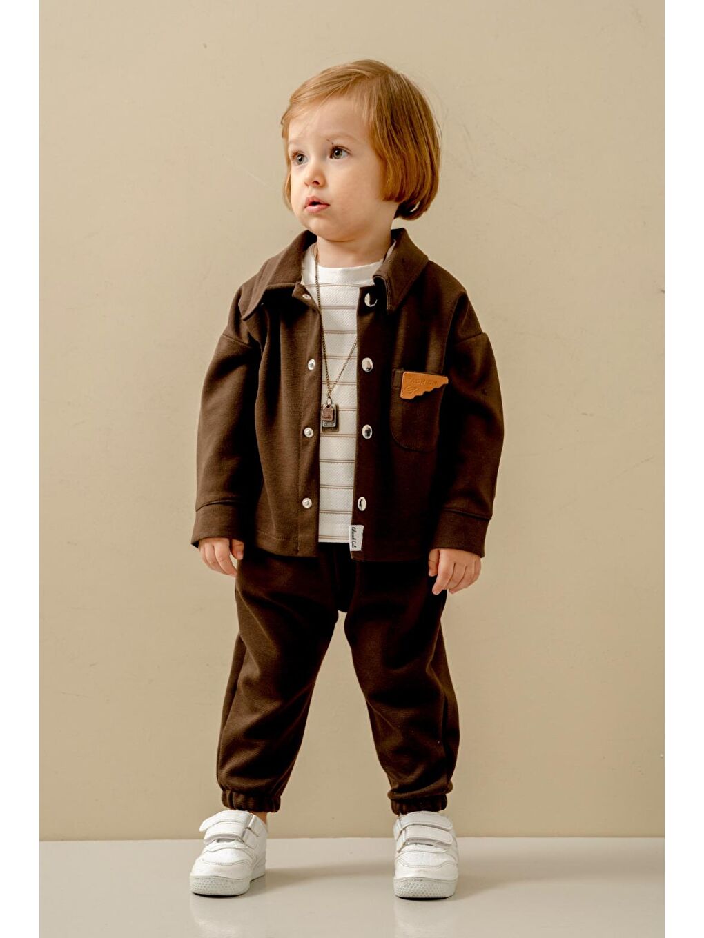 Erkek Çocuk Kahverengi Düğmeli Ceket Pantolon Ve T Shirt Takım-3