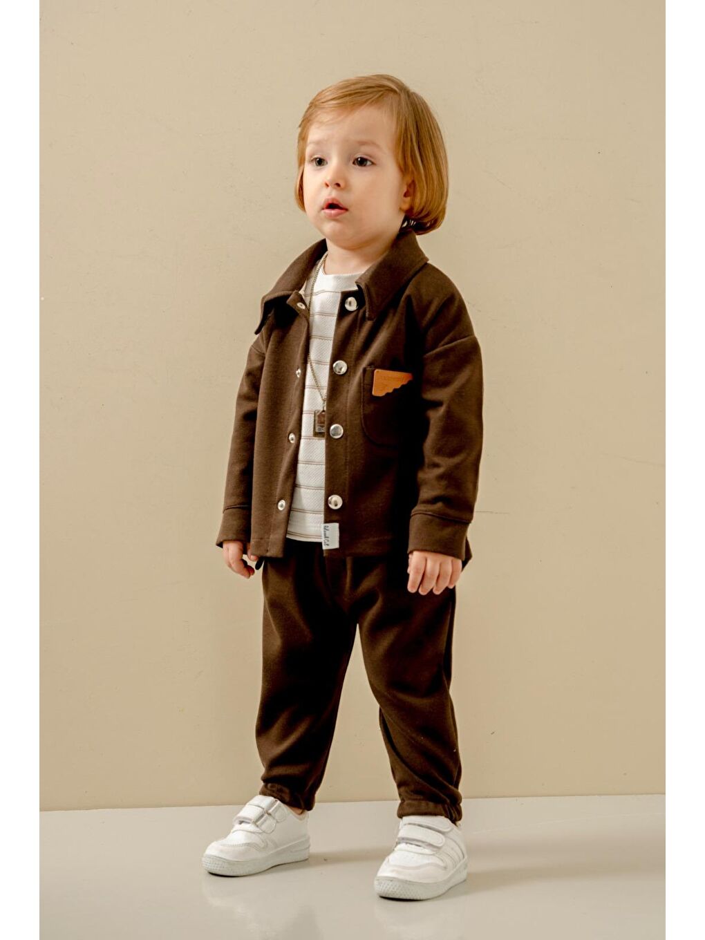 Erkek Çocuk Kahverengi Düğmeli Ceket Pantolon Ve T Shirt Takım-5