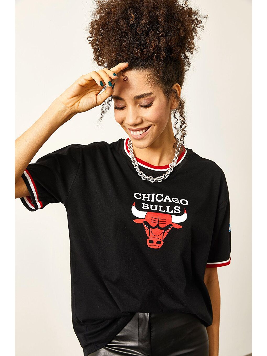 Siyah Önü Basklı Şerit Ribanalı Basic Tişört 2YXK1-46216-02-3