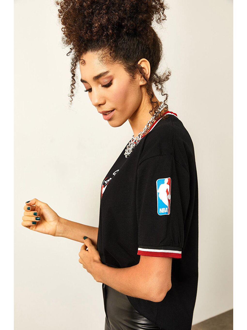 Siyah Önü Basklı Şerit Ribanalı Basic Tişört 2YXK1-46216-02-4