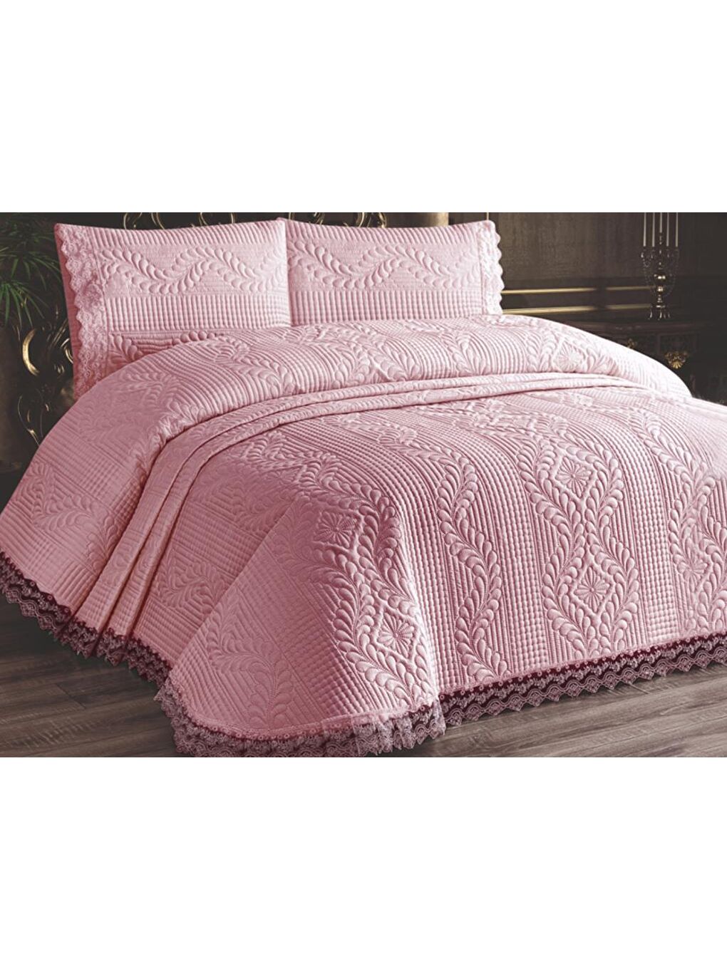 Karışık Limena Dantelli Kapitoneli Ultrasonik Çift Kişilik Yatak Örtüsü Pudra