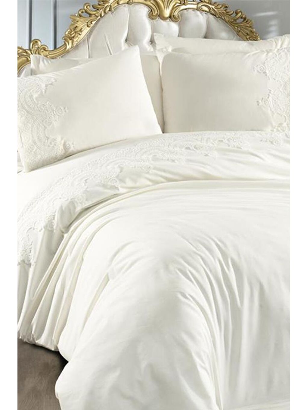 Karışık Fransız Güpürlü Sultans Nevresim Takımı Krem-2