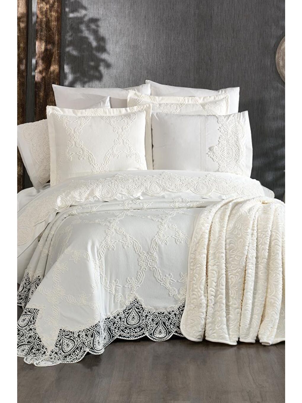 Karışık Sahra 10 Parça Battaniyeli Çeyiz Seti Krem-1