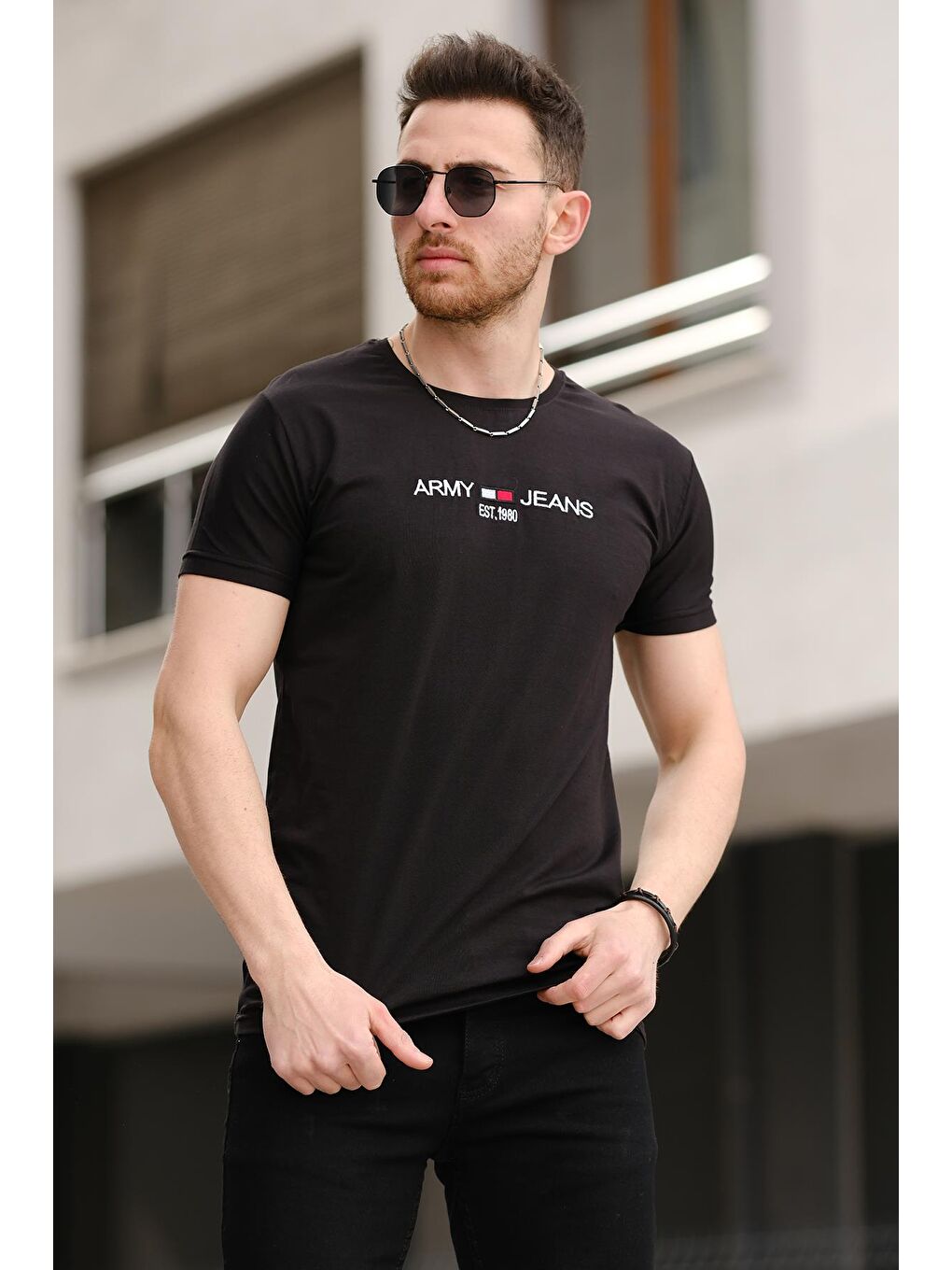 Siyah Army Nakışlı Slim Fit Likralı Erkek Tişört-1