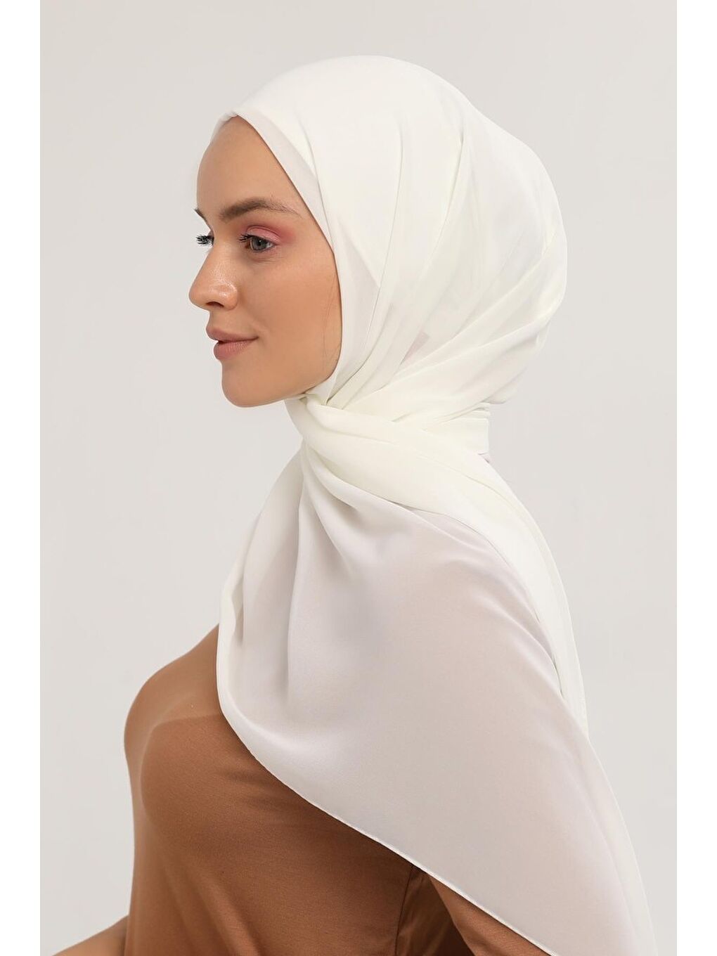 Ekru Hazır Pratik Lüks Boru Boneli Şifon Şal-2