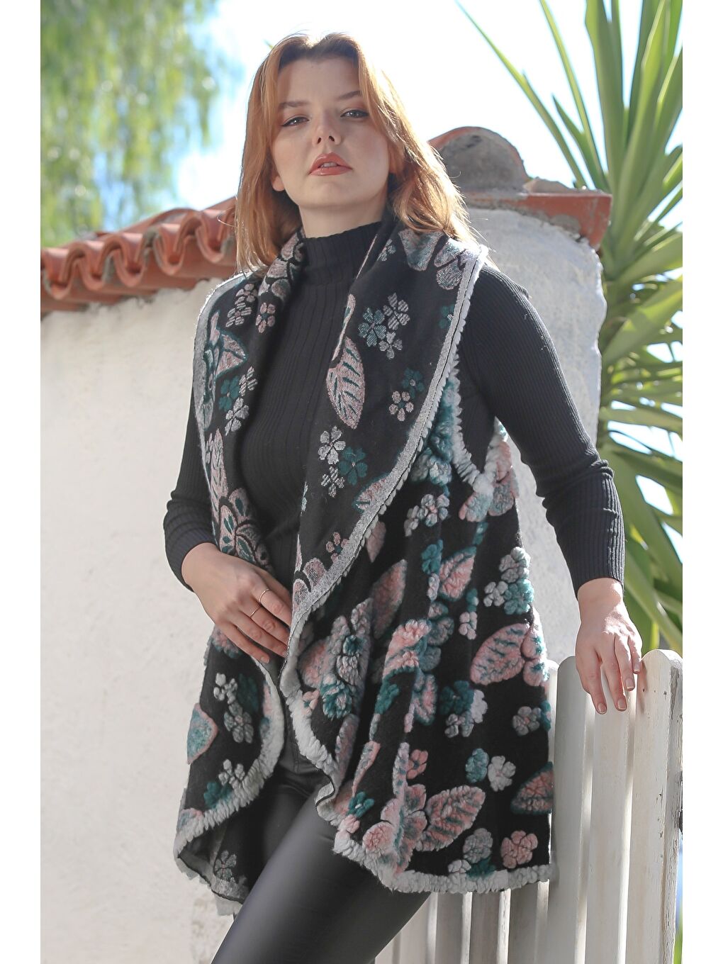 İtalyan Siyah Şal Yaka Kolsuz Çiçekli Casual Keçe Kumaş Dokuma Yelek 87 66