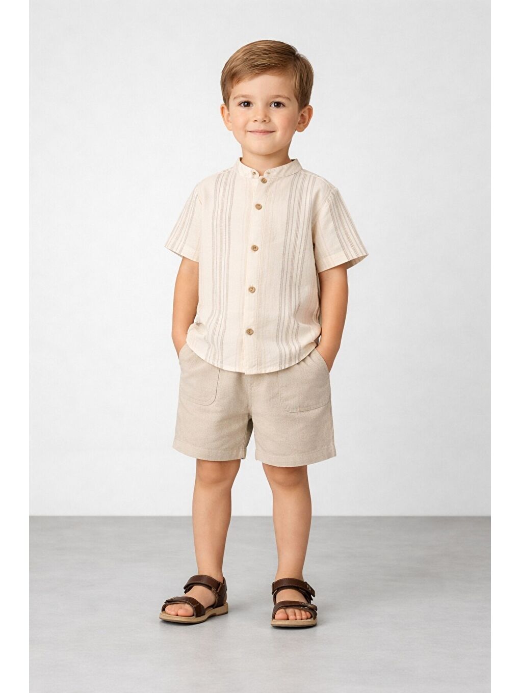 Ekru Tarz Gömlek Çizgi Desenli Belden Ayarlanabilir Kısa Kollu Şortlu 2'li Takım