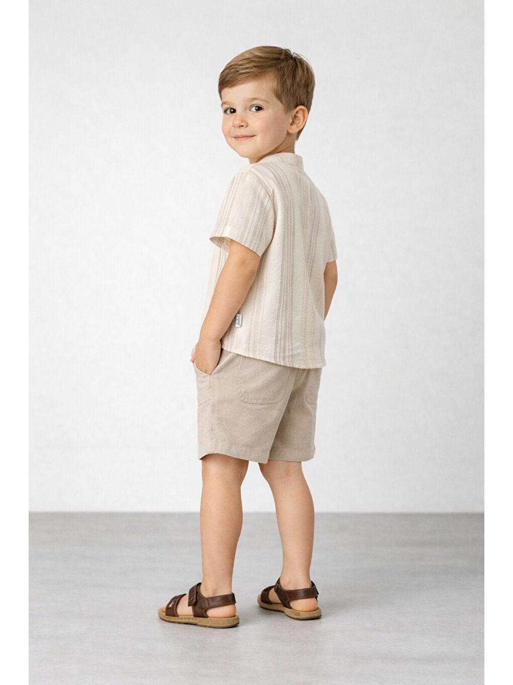 Ekru Tarz Gömlek Çizgi Desenli Belden Ayarlanabilir Kısa Kollu Şortlu 2'li Takım-2