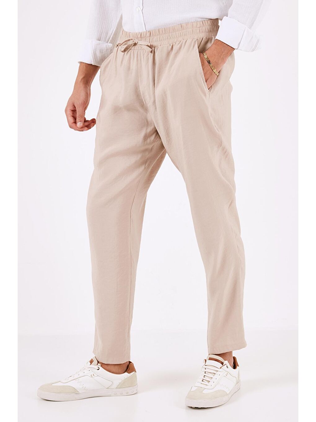 Bej Elastik Bel Bantlı Cepli Regular Fit Yazlık Erkek Pantolon CF24S617952-3