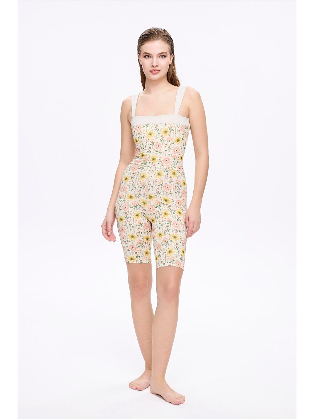 Çiçek Desenli Sarı Renk 3 Parça Yarı Kapalı Mayo - Tulum Takımı 5066