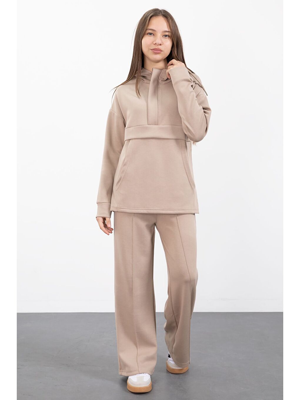 Bej Yarım Fermuarlı Kapüşonlu Kız Çocuk Geniş Paça Eşofman Takımı 23407-2