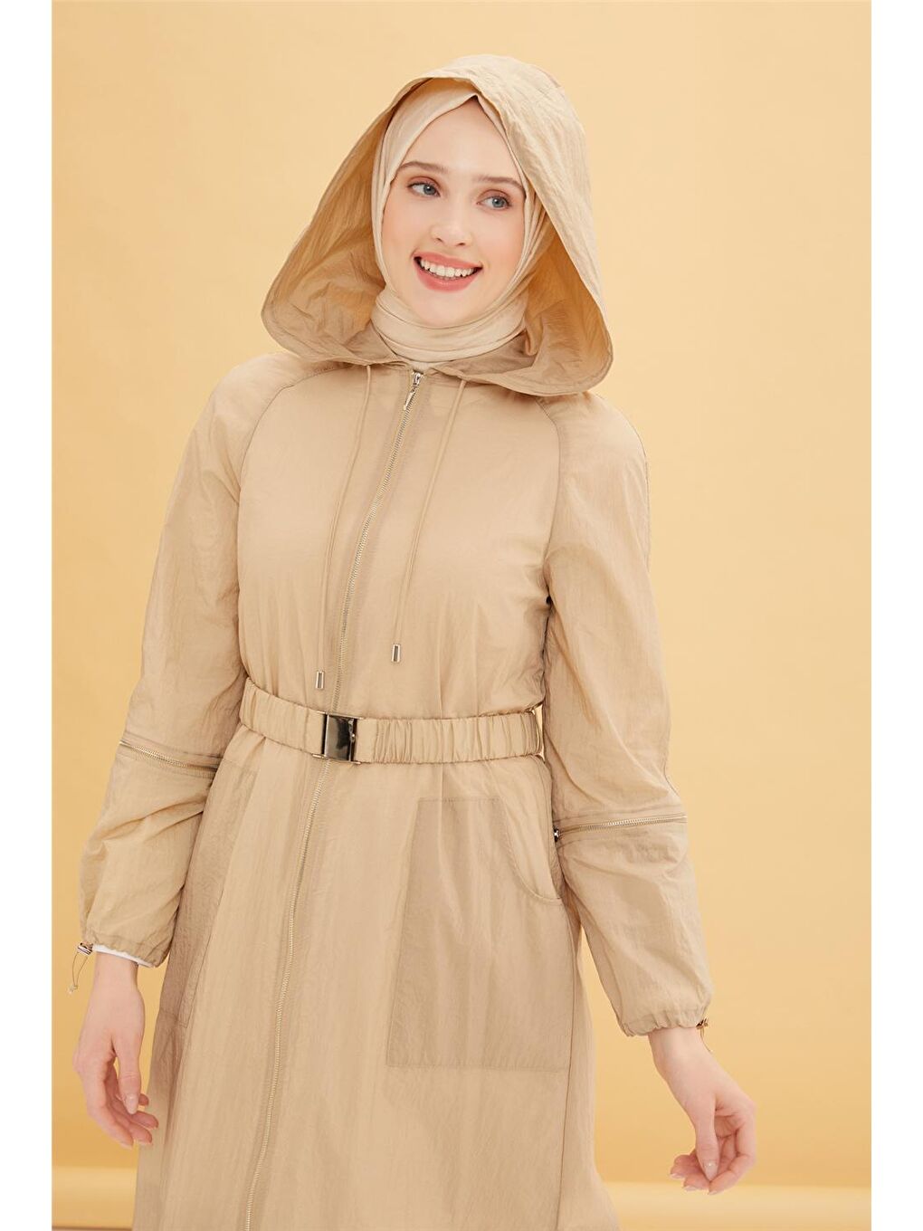 Sarı Kolu Çıkabilir Yağmurluk Kap 22K7615-3