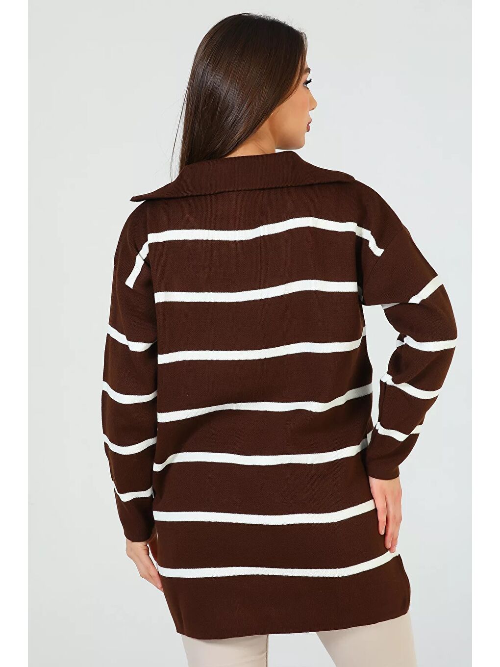 Kahverengi Kadın Yaka Fermuarlı Çizgi Desenli Salaş Triko Kazak-7