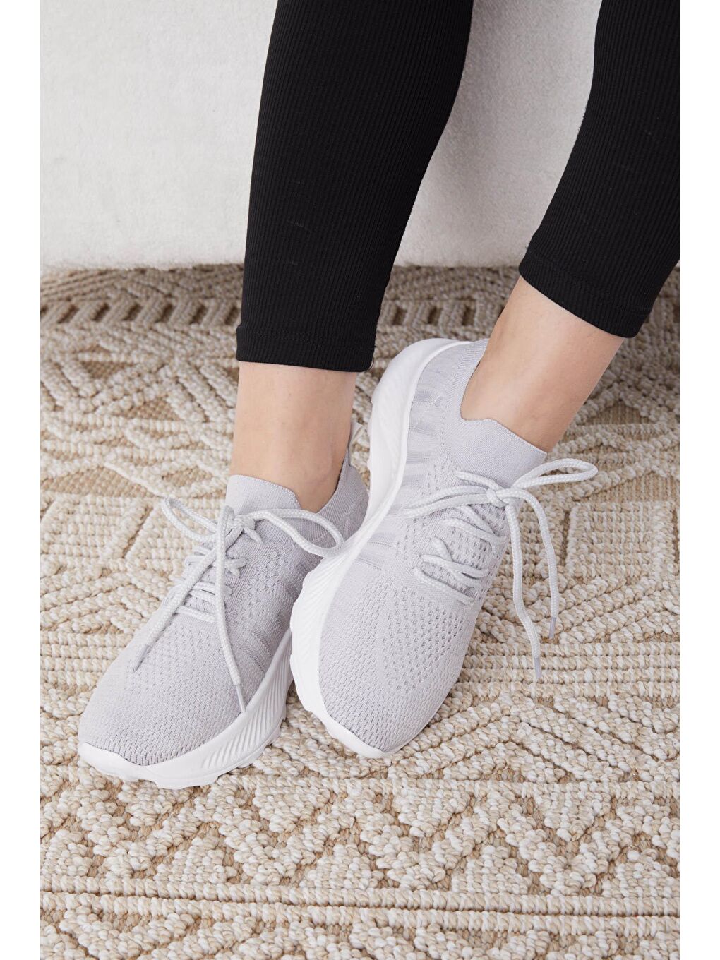 Kadın Gri Triko File Ayakkabı - 25207-1