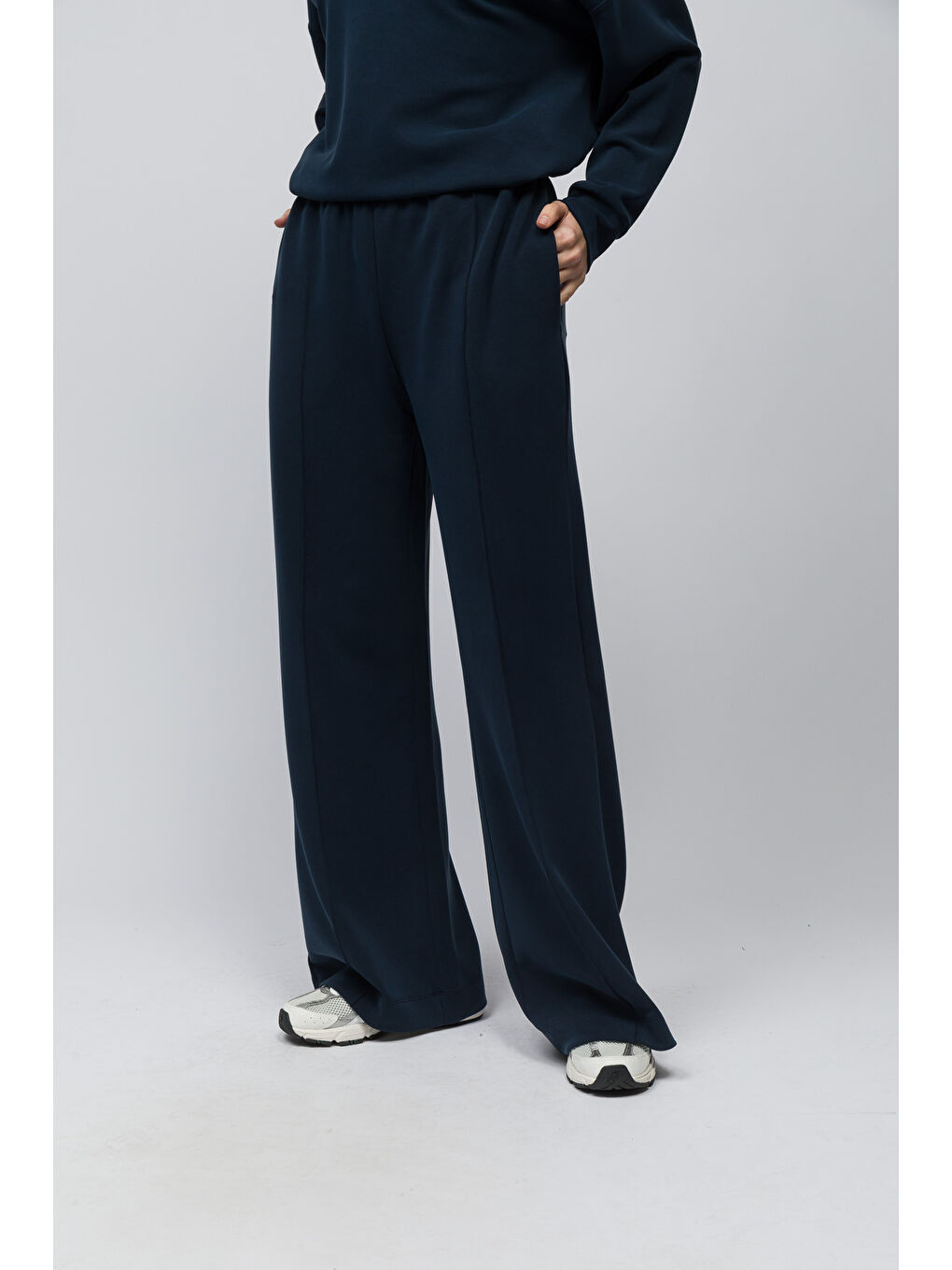 Molise   Rahat Kalıp Önü Çizgi Nervürlü Dikiş Beli Lastikli  Modal Pantolon   Lacivert Renk-3
