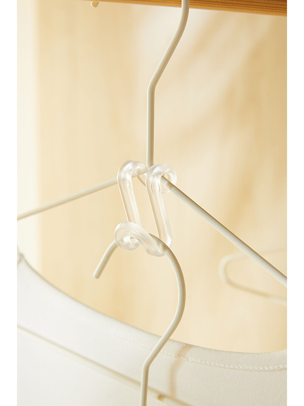 Renksiz 10'lu Şeffaf Akrilik Askı Kancası 4 x 2.5 x 0.38 cm